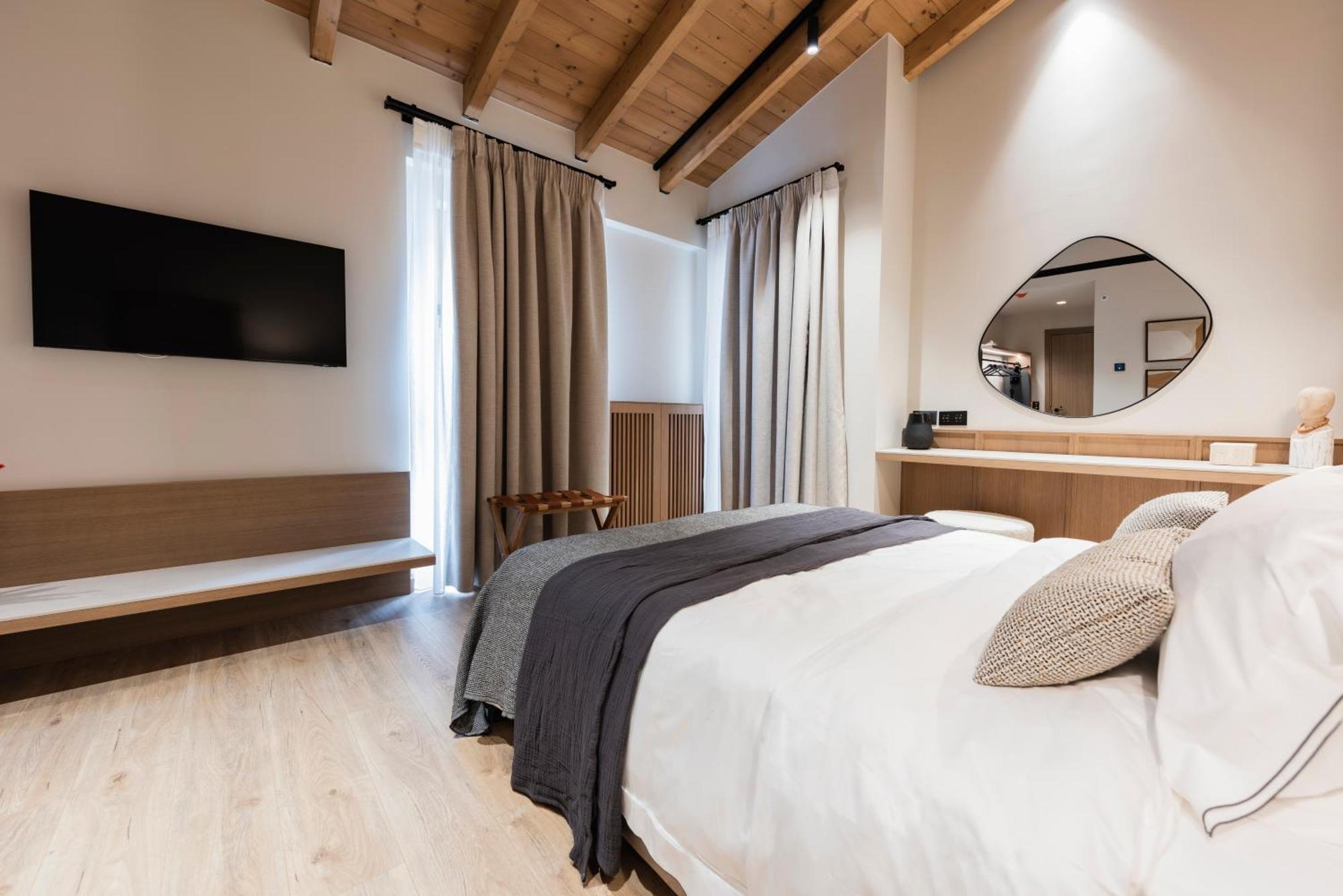 Revi Mountain Resort Boutique Hotel Kalavryta Phòng bức ảnh